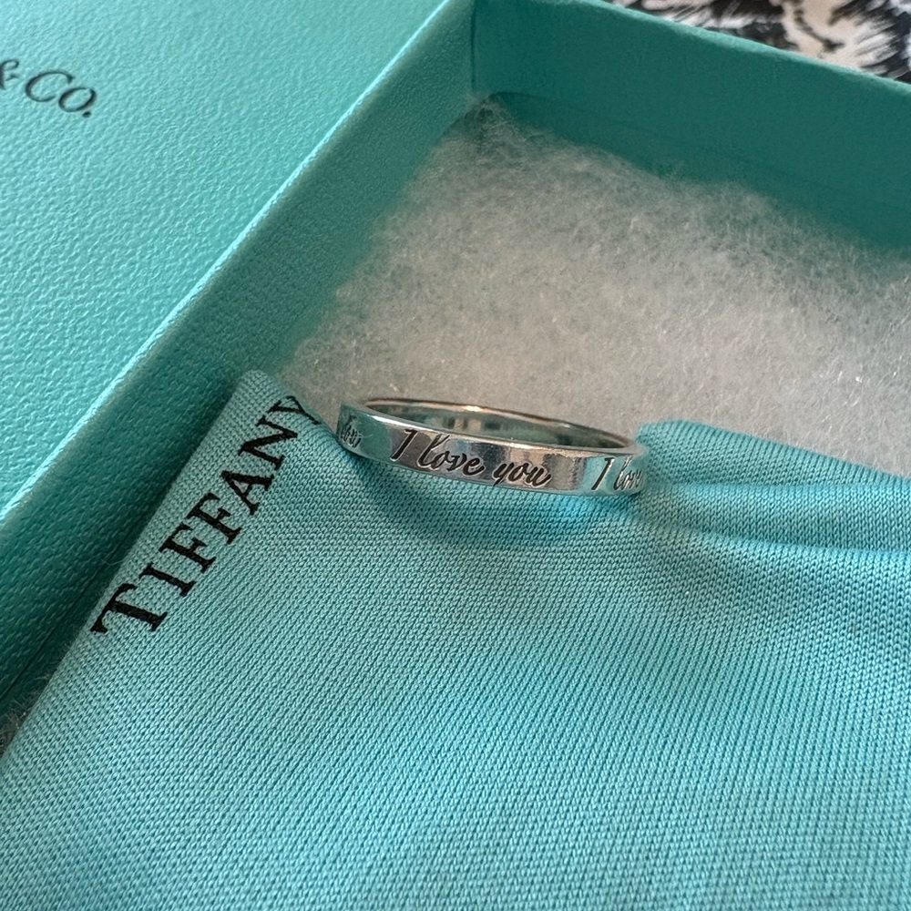 🩵 Tiffany & Co. I Love You ring 🩵